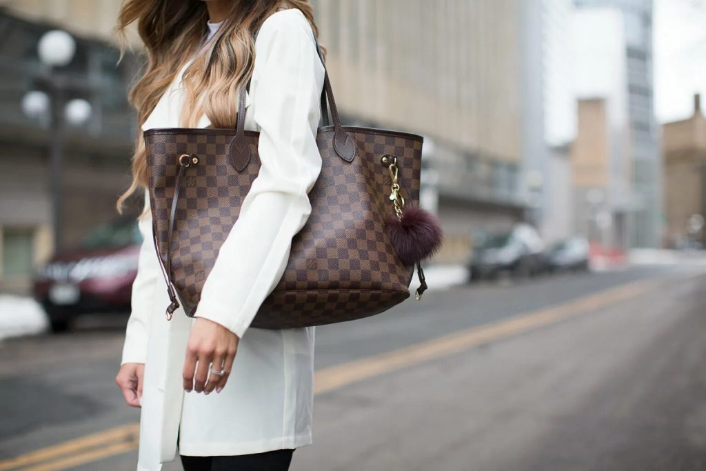 Louis Vuitton se ocitl zapletený do mnohomilionového případu praní špinavých peněz v Nizozemsku